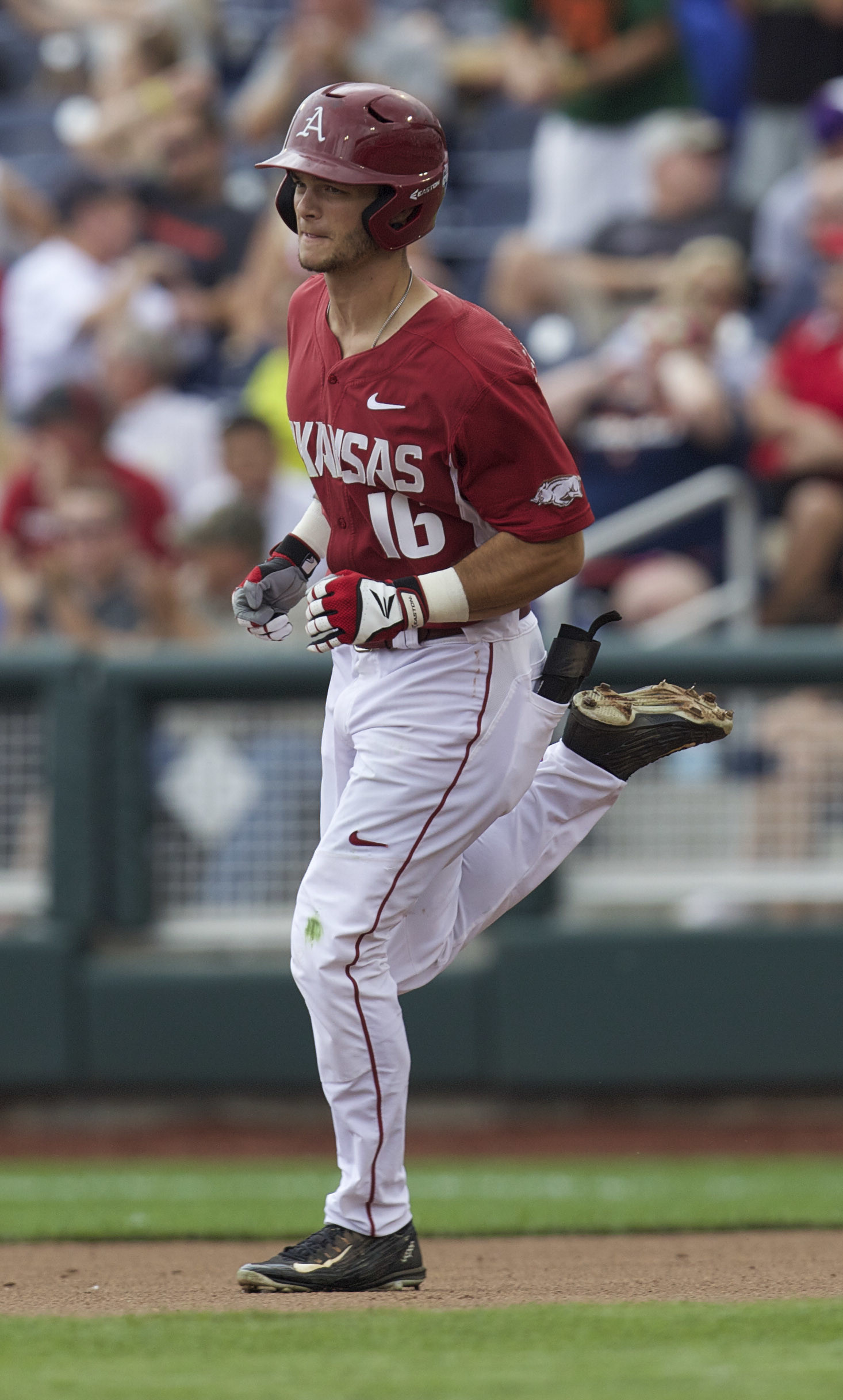 Andrew Benintendi, Red Sox agree to deal