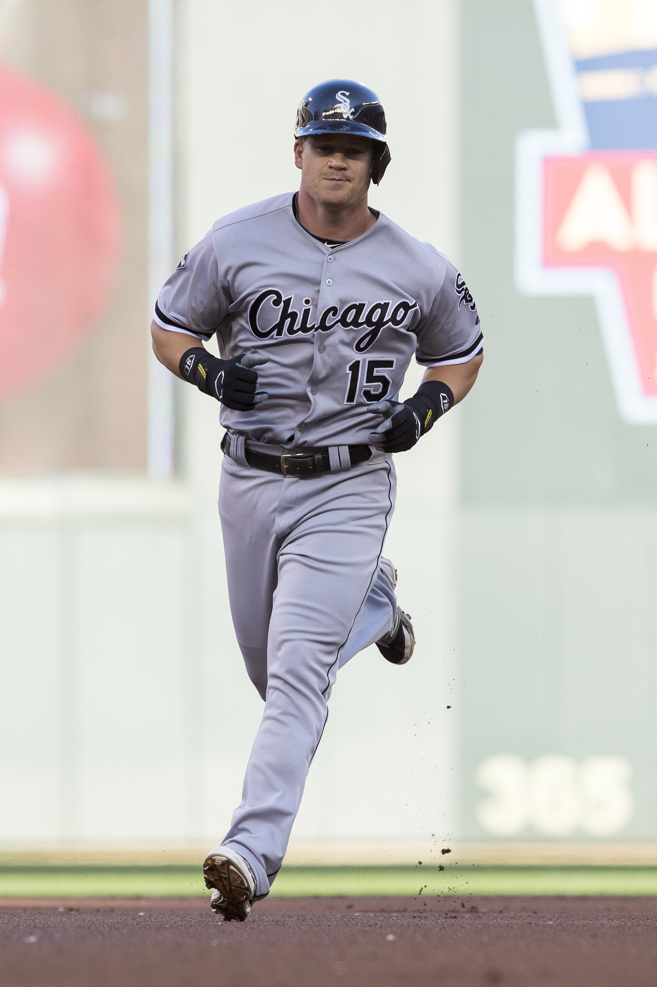 White Sox trade rumors: Chicago willing to move Gordon Beckham